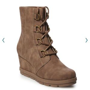 Sonoma Wedge Boots